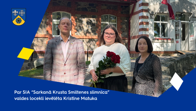 No kreisās Smiltenes novada pašvaldības izpilddirektors Andris Lapiņš, SIA “Sarkanā Krusta Smiltenes slimnīca” valdes locekle Kristīne Matuka, Smiltenes novada pašvaldības domes priekšsēdētāja vietniece un Nominācijas komisijas priekšsēdētāja Astrīda Harju