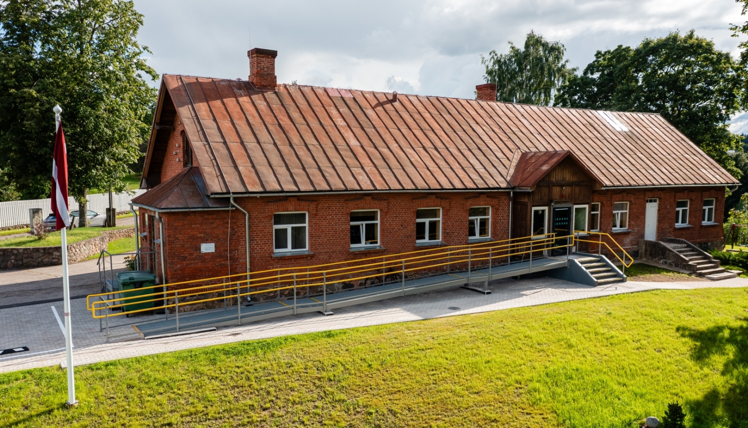 Smiltenes novada Bērnu un ģimenes atbalsta centrā, Galdnieku ielā 10