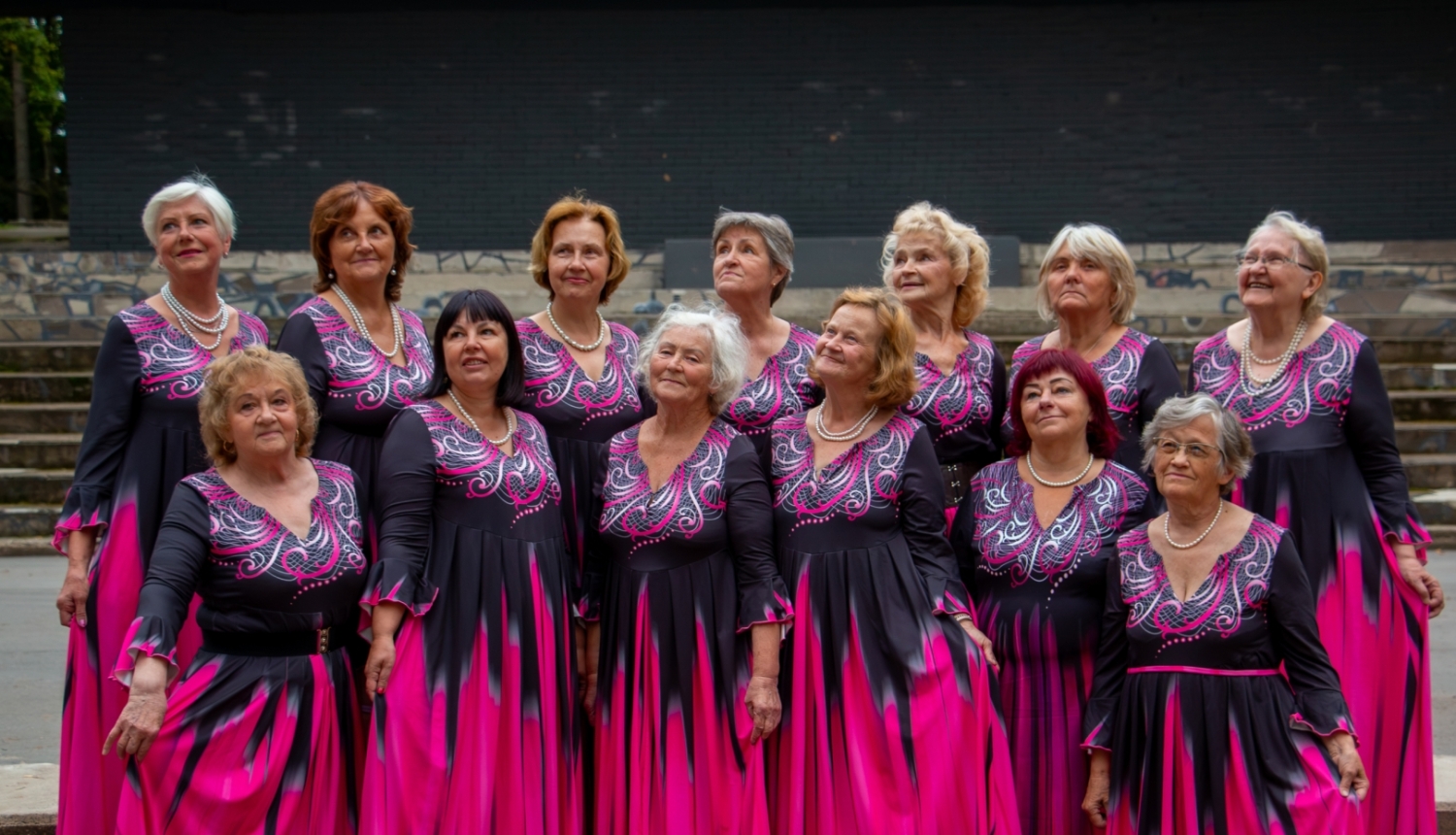foto ar kolektīvu