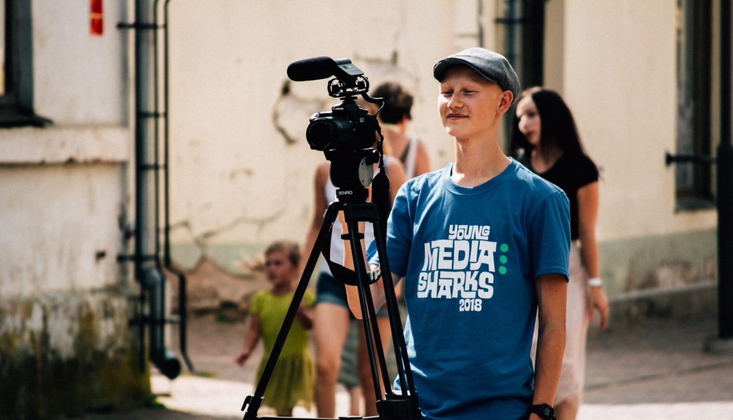 „Young Media Sharks”