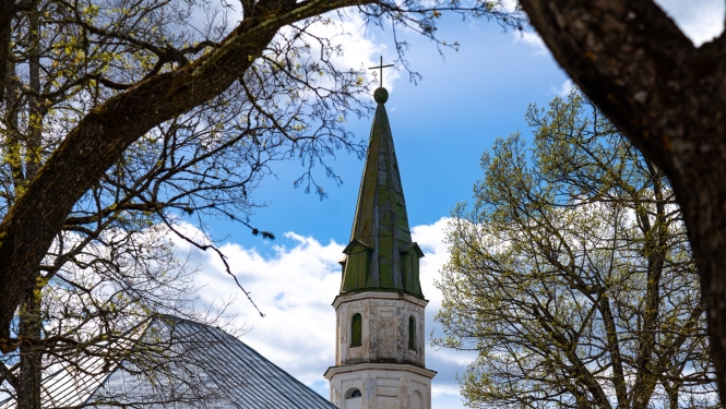 foto ar palsmanes baznicu 
