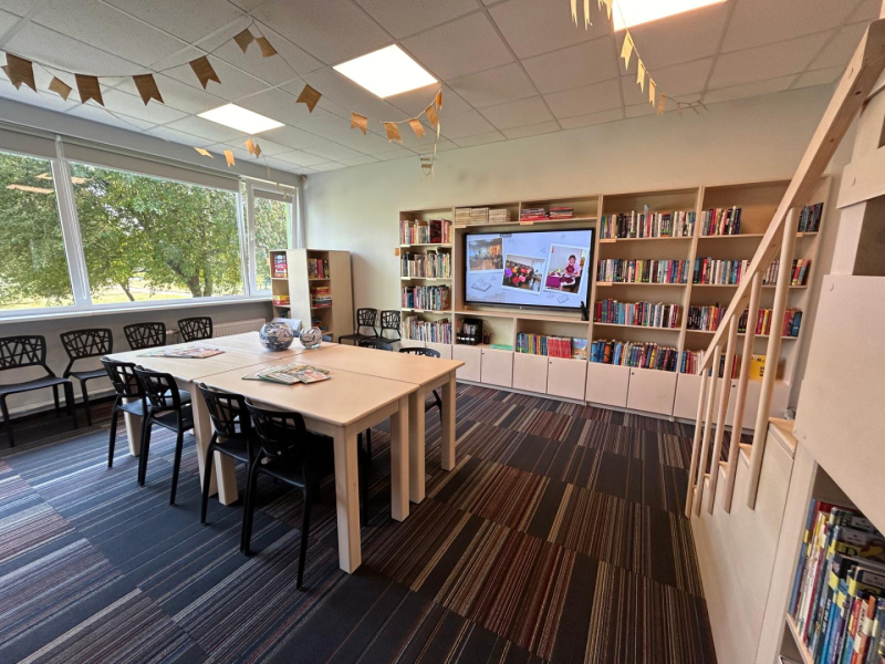 Blomes_biblioteka