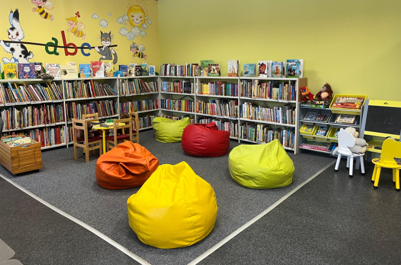 Apes bibliotēka bērnu nodaļa