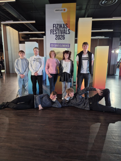 Fizmix festivālu 2026 apmeklēja arī skolēni no Smiltenes novada
