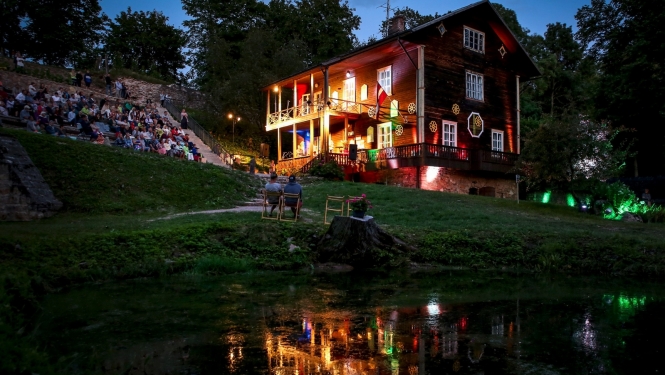 attels