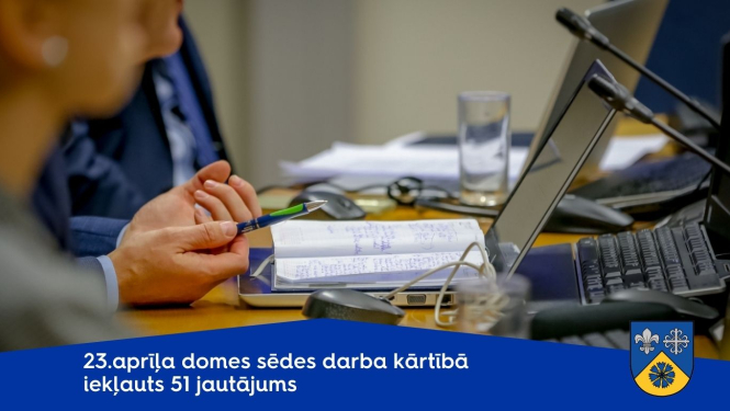 baneris ar domes sēdi