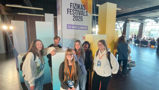 Fizmix festivālu 2026 apmeklēja arī skolēni no Smiltenes novada