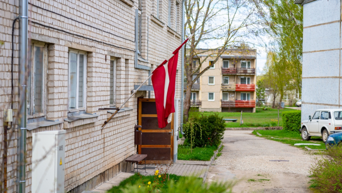 Parceltas_brivdienas_karogs