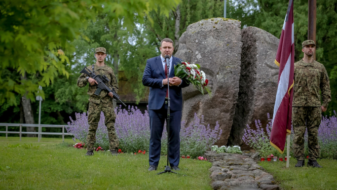 foto par piemiņas dienu 14.06.2024