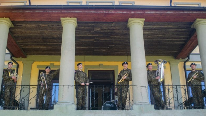 nbs_so_metala_pusaminstrumentu_ansamblis_cesvaine