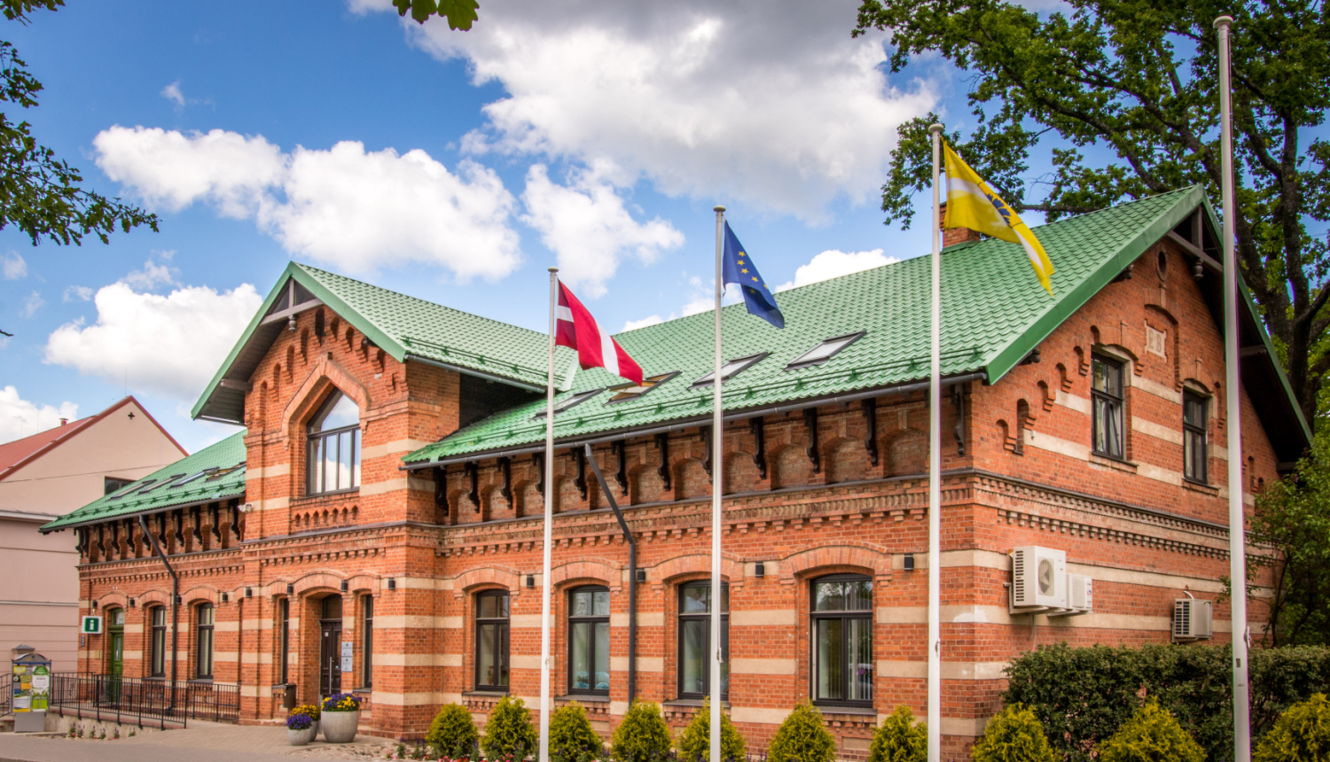 Smiltenes novada pašvaldības dome, Dārza iela 3