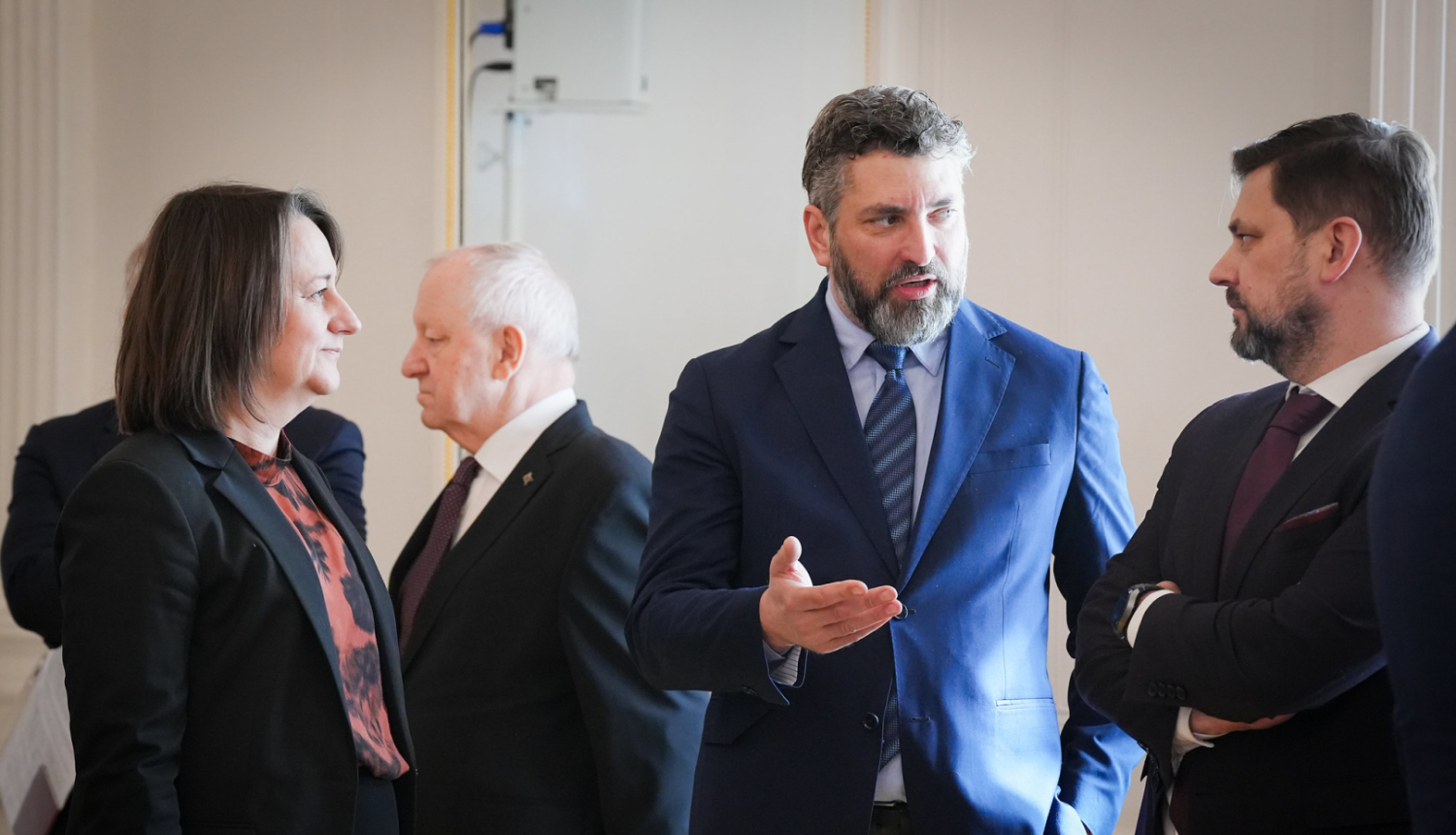  Valsts prezidenta Edgara Rinkēviča tikšanās ar pašvaldību vadītājiem, fotgrāfijā Smiltenes novada pašvaldības domes priekšsēdētājs Ervins Labanovskis 