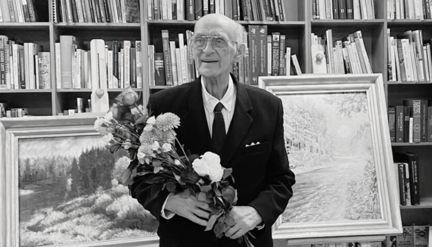 Aleksandrs_Luhaers_ar_ziediem