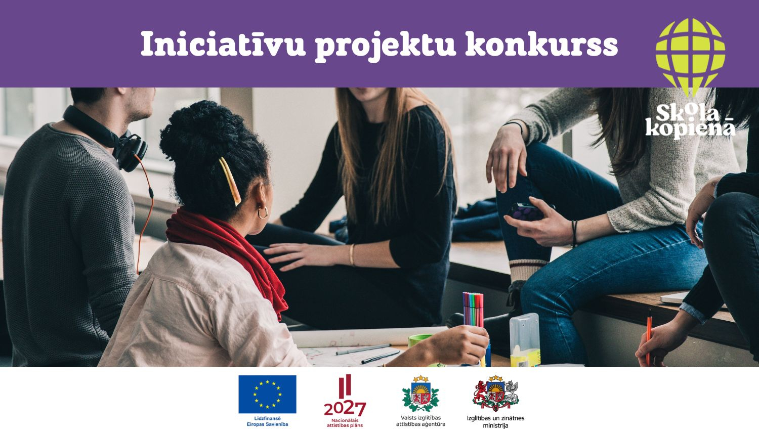 foto ar projekta logo un attēlu kur redzami bērni sarunājamies