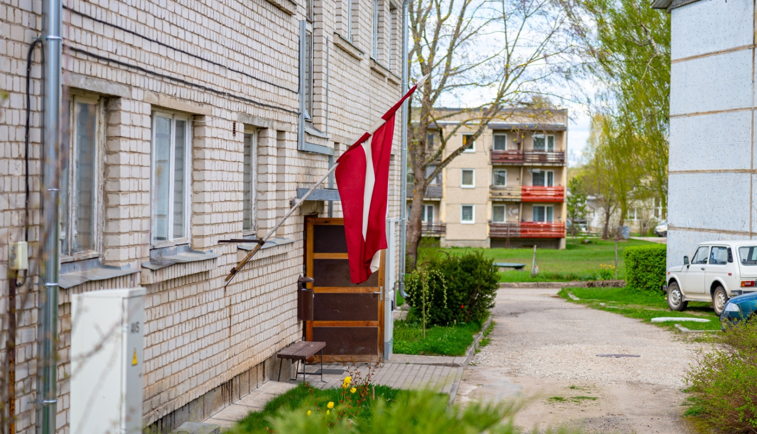 Parceltas_brivdienas_karogs