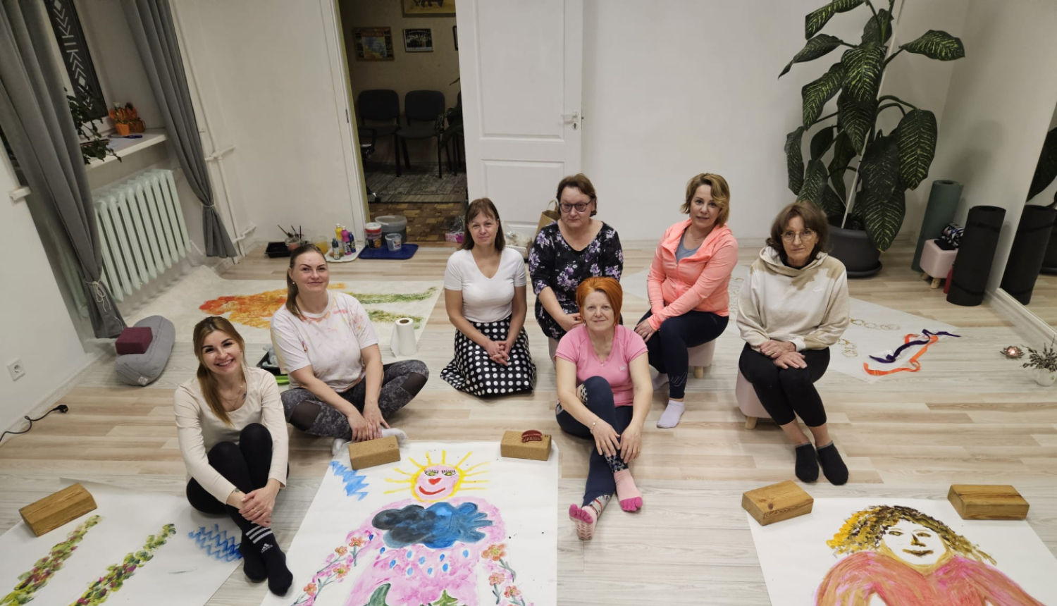 foto ar pasākuma dalībniecēm