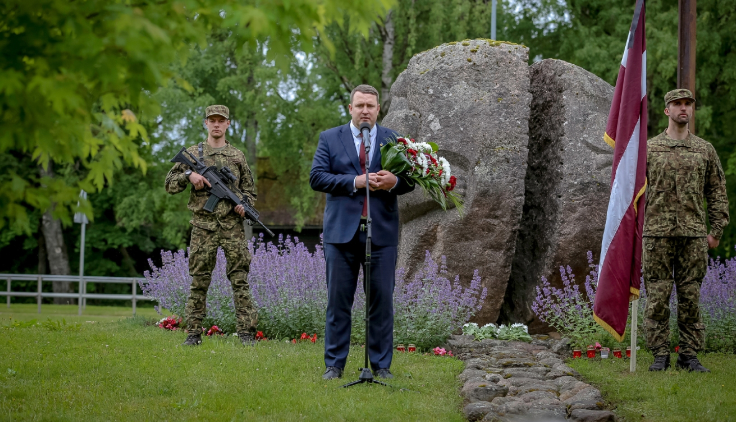 foto par piemiņas dienu 14.06.2024