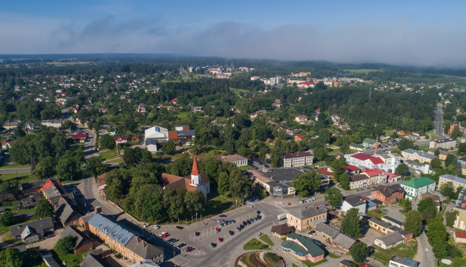 Smiltenes pilsēta no putna lidojuma